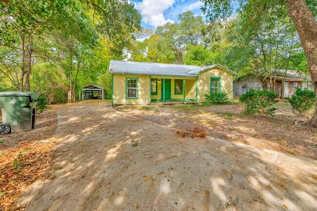 Photo - 816 Ogden St