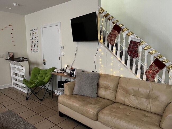 Photo - 2118 E Carson St Unit 2135 Carey Way