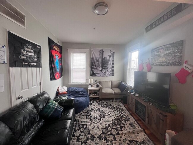 Photo - 247 L St Unit 2