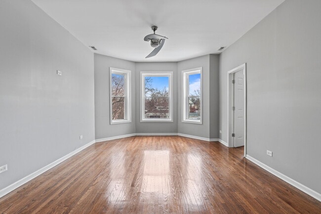 Photo - 7028 S Peoria St Unit 2