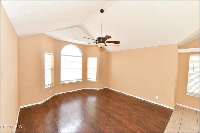 Photo - 7737 Plaza Azul Rd