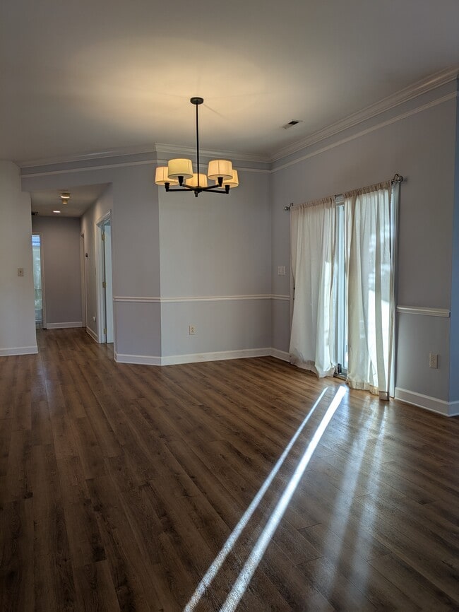 Photo - 810 Mill Creek Ln