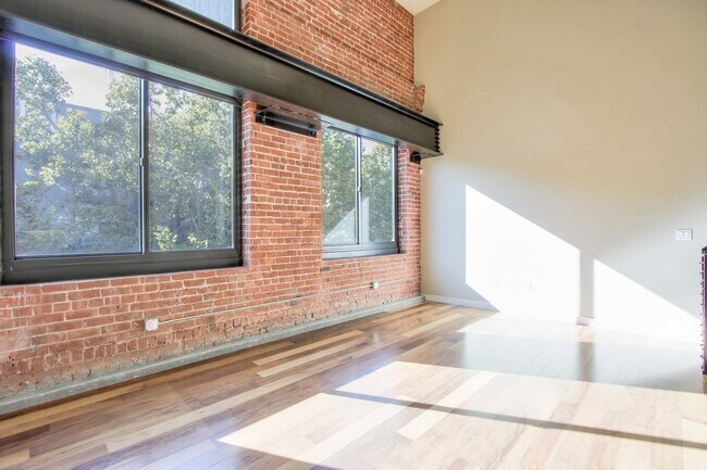 Photo - 3 Level Loft at Plant 51- 2 Bed/2 Bath - Exposed Brick Unit 2113