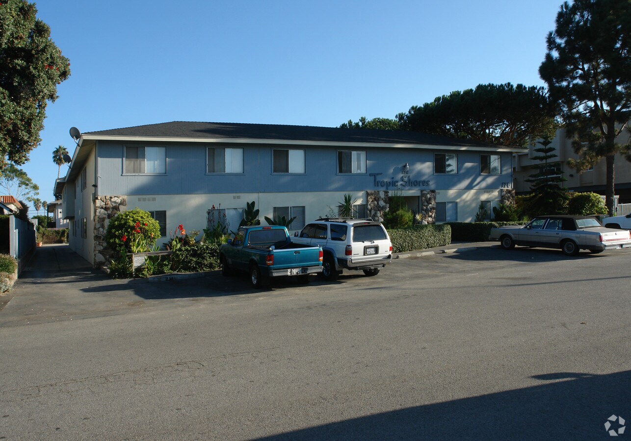 Tropic Shores - Tropic Shores Apartments