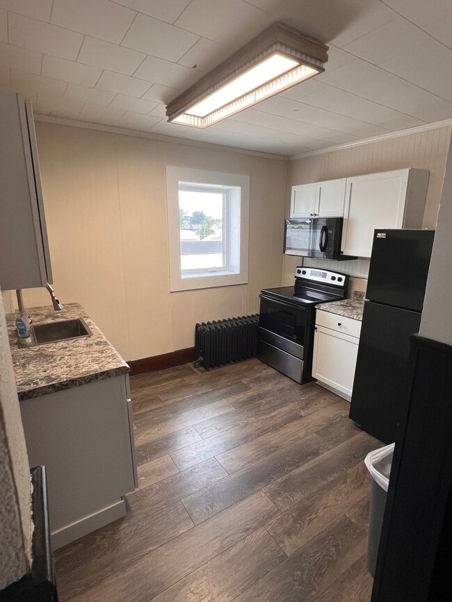 Building Photo - SGRE 133 Unit 133 - Apt 1