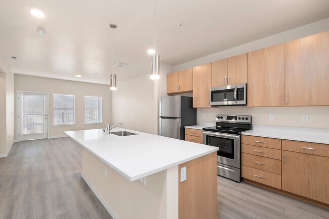 Photo - Struthers Residences