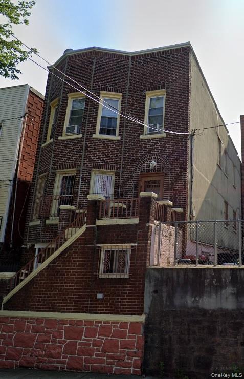 Building Photo - 1827 Amethyst St Unit 3FL