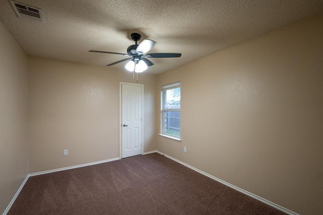 Photo - 233 Willow Creek Ln
