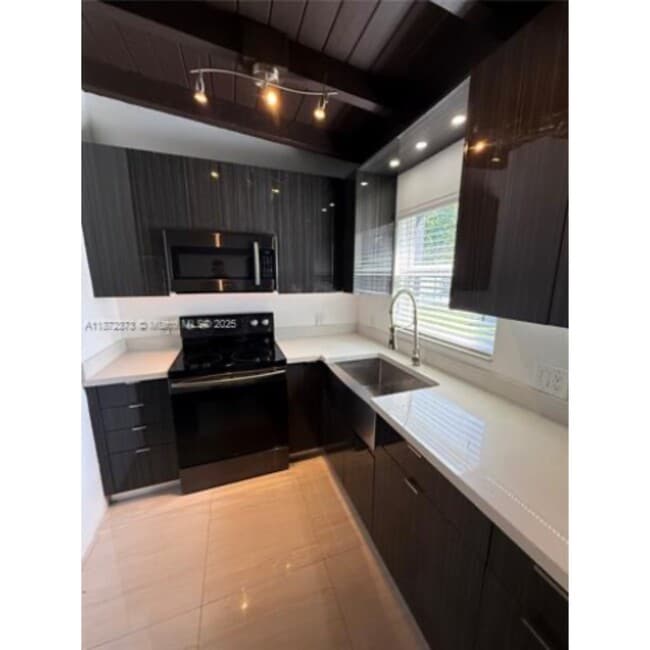 Photo - 4910 SW 98th Avenue Rd