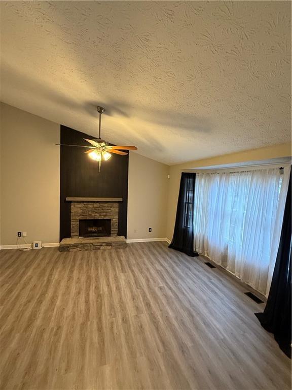 Photo - 607 Senator Rd