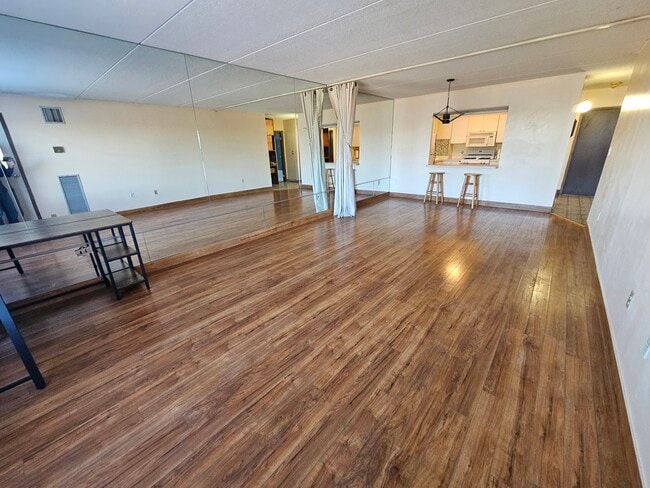 Photo - 1550 Worcester Rd Unit 414