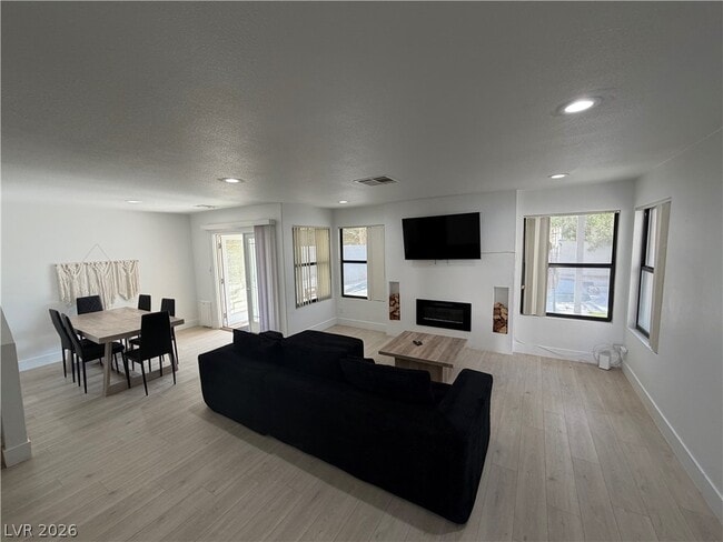 Photo - 3004 Ocean View Dr