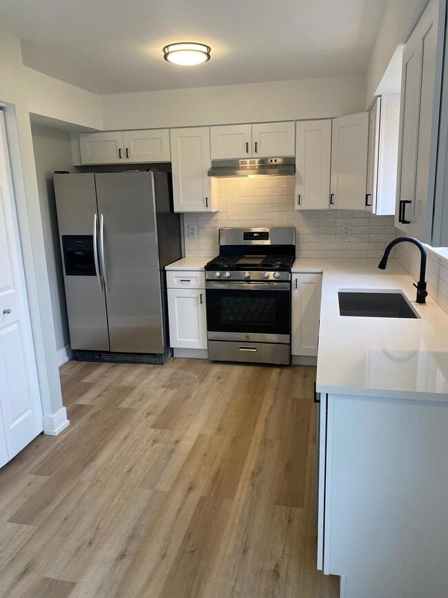 Photo - 21226 Chastworth Ln