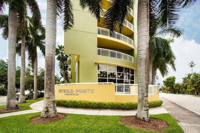 Building Photo - 816 NW 11th St Rental