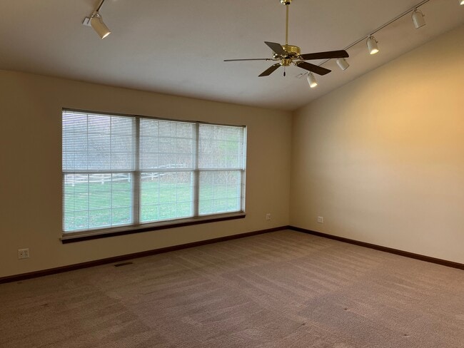 Living Room - 2928 E Buckskin Dr Unit 2928