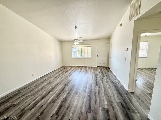 Photo - 1031 Karen Ct Unit B