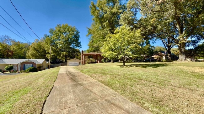 Photo - 2563 Hacks Cross Rd