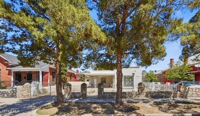 921 Olive Ave