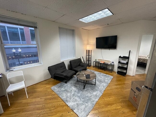 Photo - 28 Kingston St Unit 2