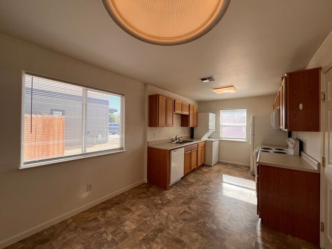 Photo - 725 Starlite Dr Unit D