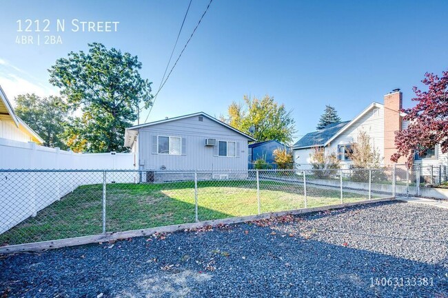 Building Photo - 1212 N Street-