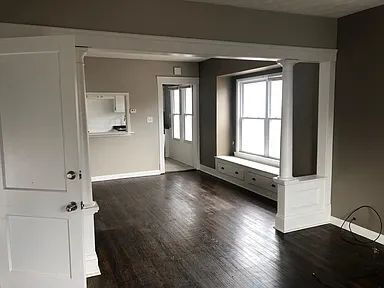 Photo - 3870 W 19th St