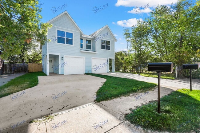 Photo - 2025 Grainger St