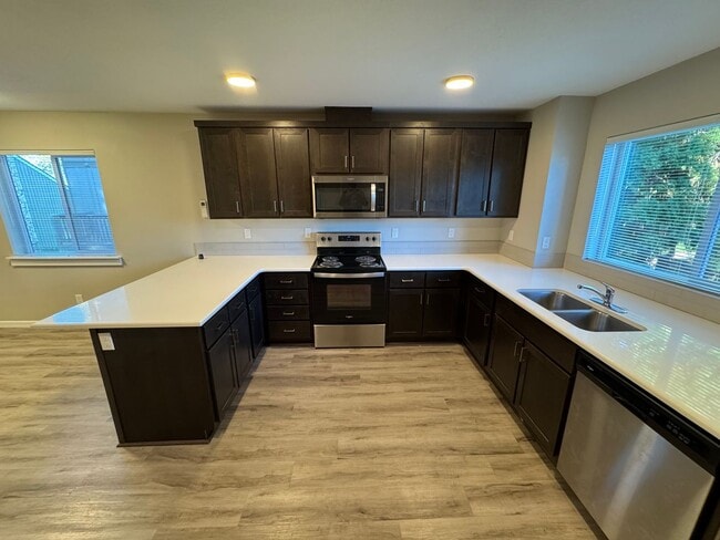 Photo - 1808/10/12 Rees Hill Townhouses Unit 1808