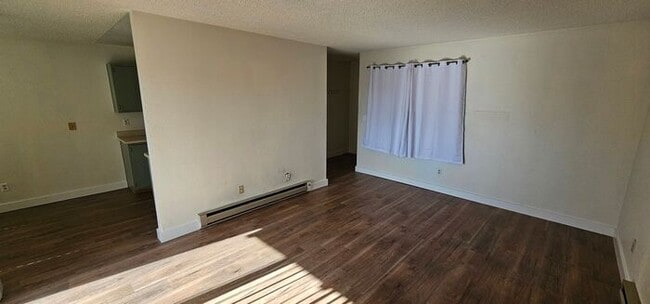 Photo - CLEARACRE GARDENS – 1 Bed / 1 Bath Condo for Rent (700 Sq Ft)