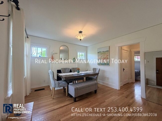Photo - 4310 N 31st St