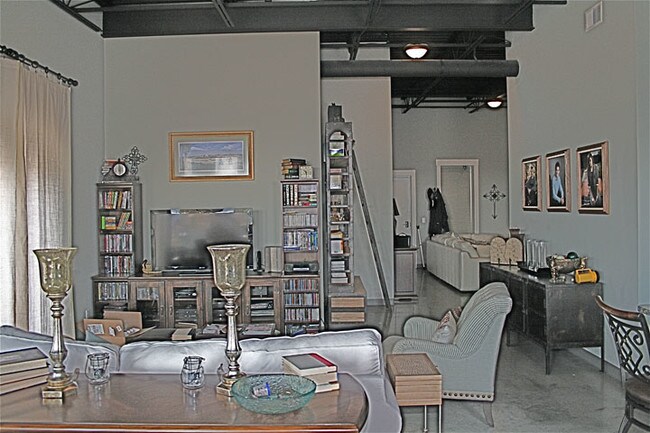 Photo - 214 Village Square Unit 300