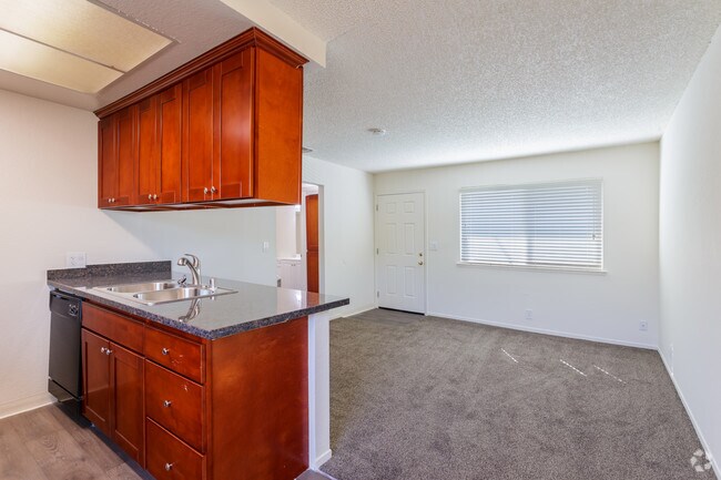 1HAB, 1BA - 605 ft² - Bell Park Apartments