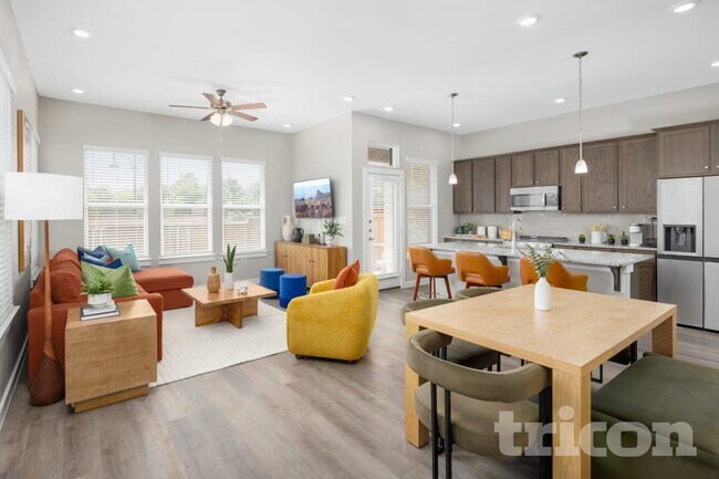 Photo - 3032 Whitetail Ln