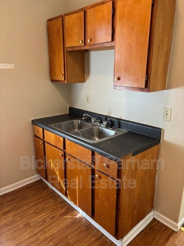 Photo - 1233 Eberhart Ave Unit #B