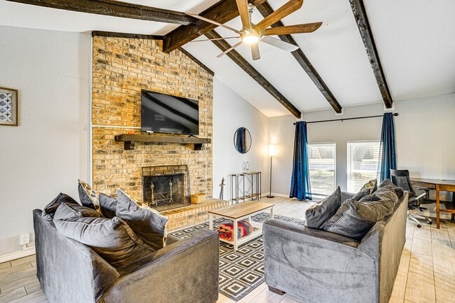 Photo - 4626 Trailwood Dr