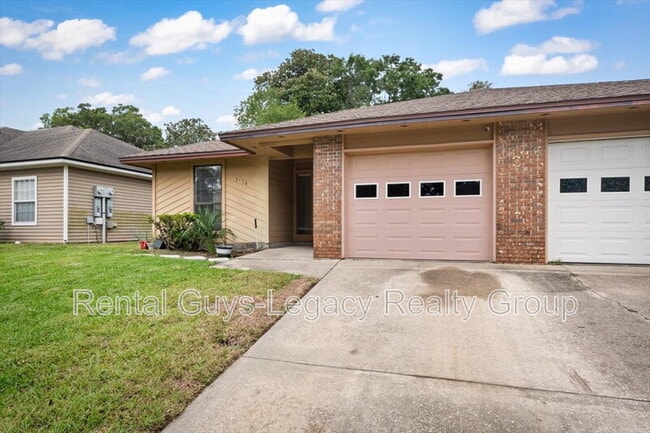 Photo - 3956 Hollows Dr