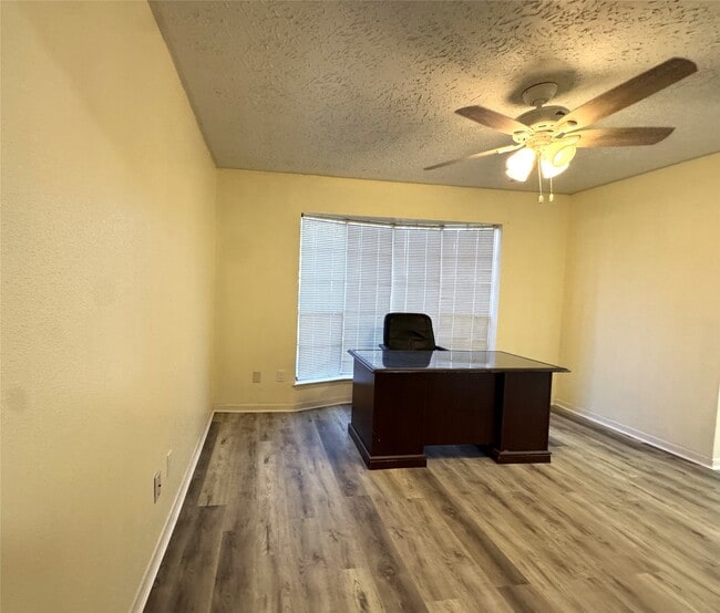 Photo - 22611 Braken Carter Ln