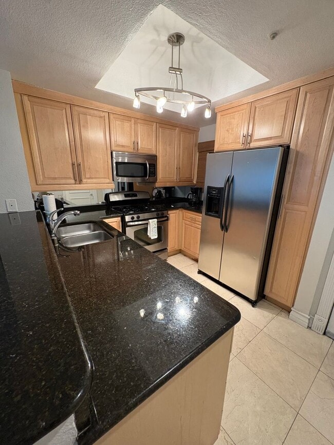 Photo - Spacious fully furnished 1 bedroom condo l...