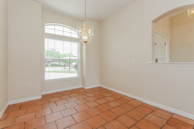 Photo - 1001 Gary Dr