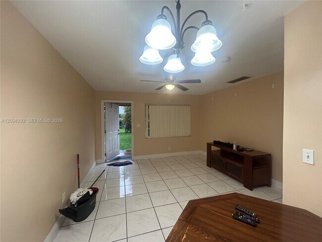 5200 NW 17th Ct Unit A