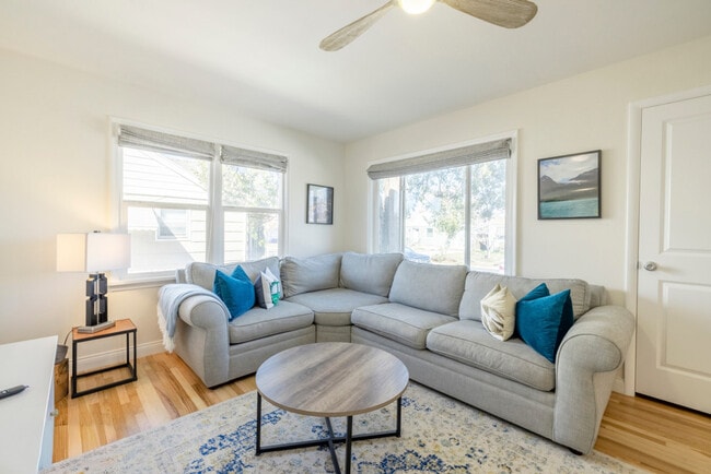 Photo - 356 E Utopia Ave Unit ID1249886P