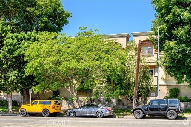 Building Photo - 7045 Woodley Ave Unit 212 Rental
