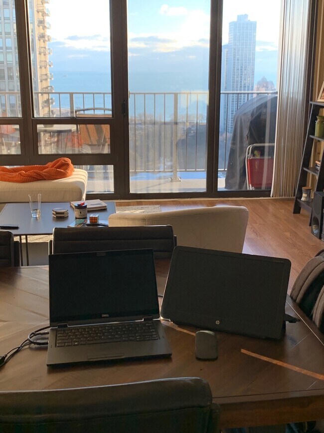 Photo - 1636 N Wells St