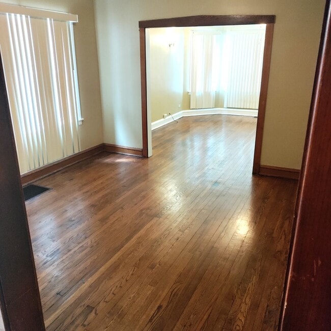 Photo - 7645 S Throop St Unit 2