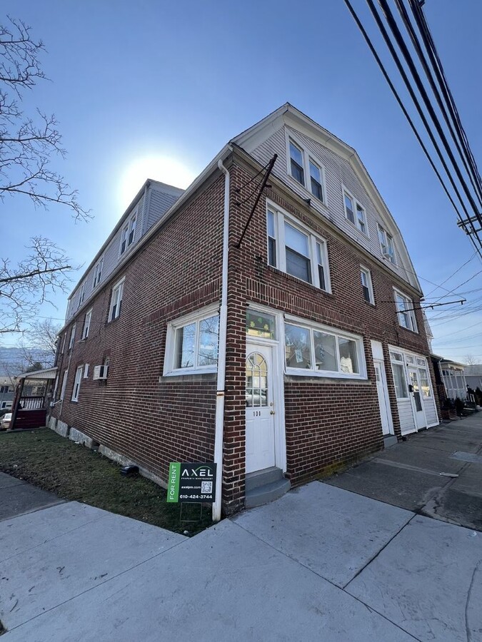 2-4 South Empire Street - 2-4 South Empire Street Unidad 2R