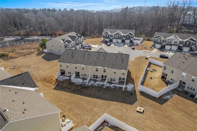 Photo - 559 Brasstown Ct