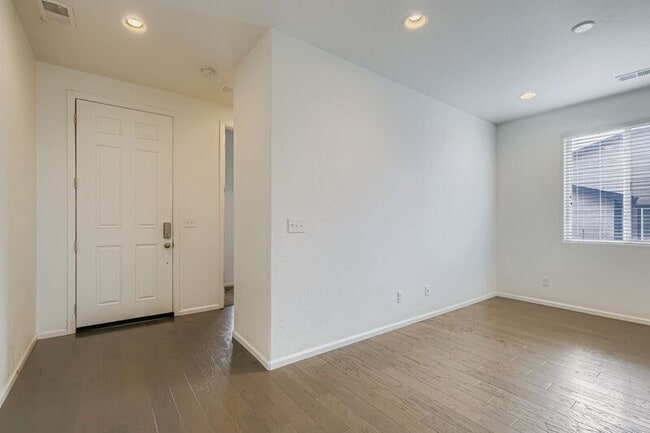 Photo - 9740 Aberdale Ct