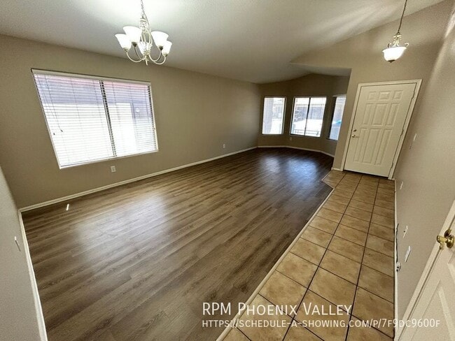 Photo - 16730 W Taylor St