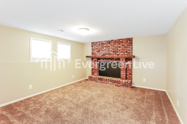 Photo - 1221 Milwaukee St