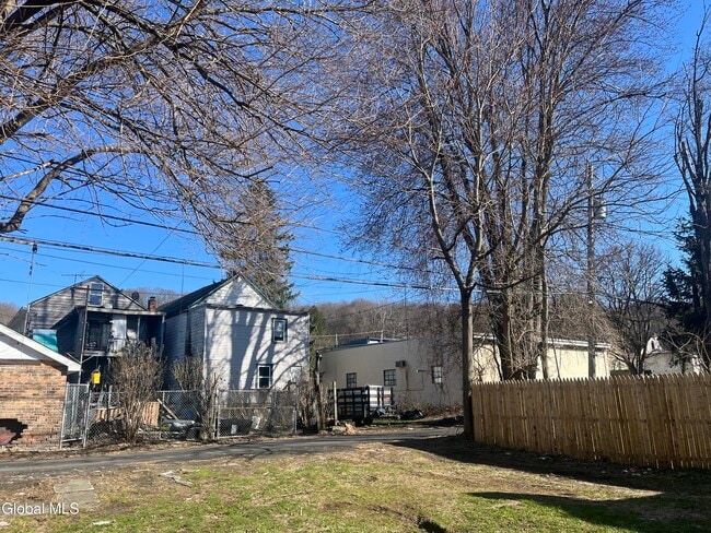 508 2nd St Unit 2nd